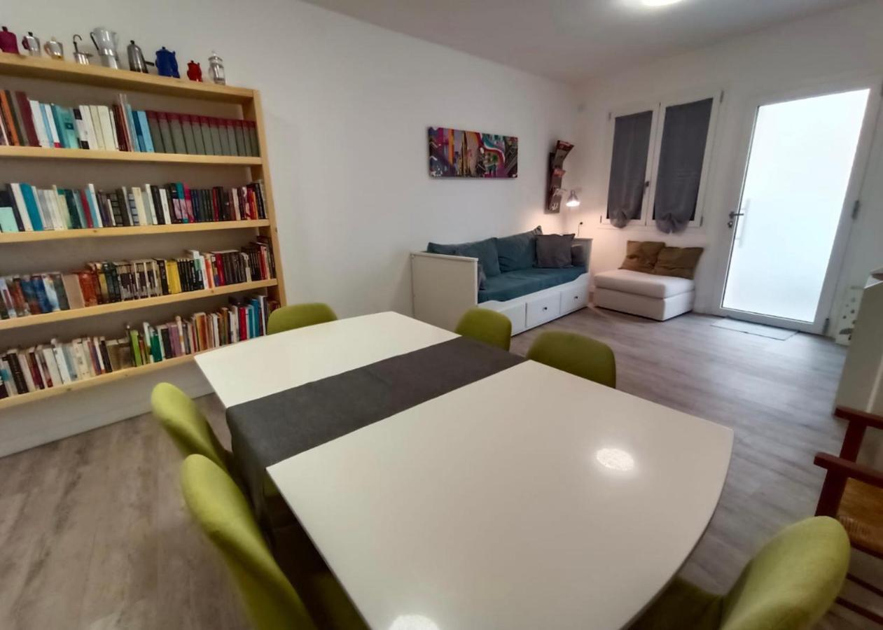 Indipendente Nel Centro Di Decimomannu Villa Екстериор снимка