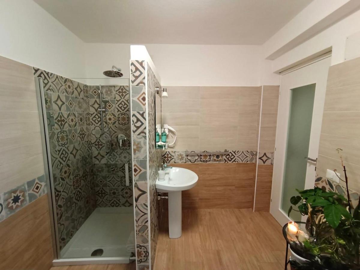 Indipendente Nel Centro Di Decimomannu Villa Екстериор снимка